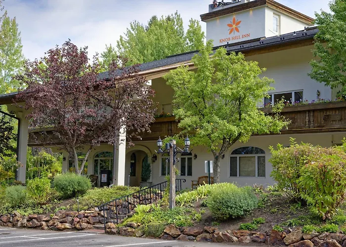Knob Hill Inn